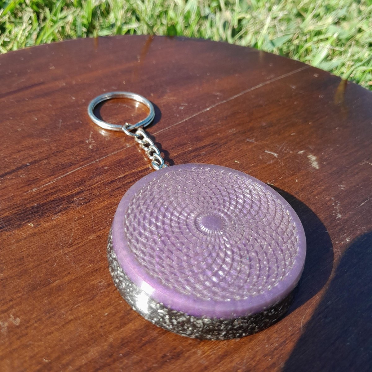 Llavero Orgonita Torus con Shunguita - Protector Energético 5G - Mundo Orgon