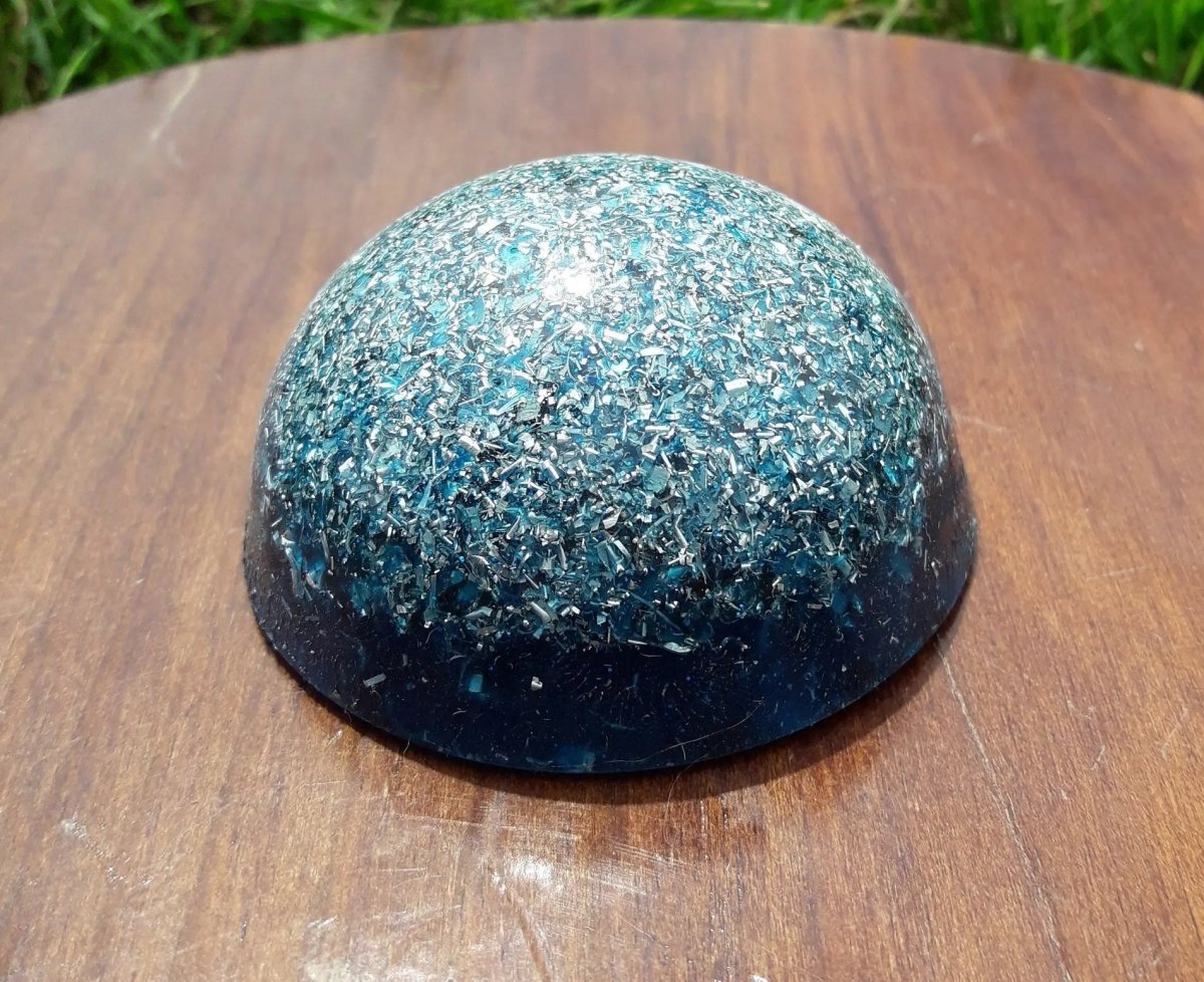 Orgonita Semiesfera Azul - Mundo Orgon