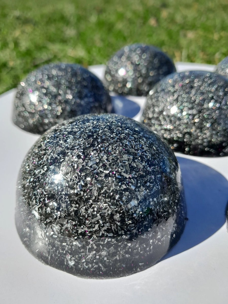 Orgonita Semiesfera con Shunguita - Mundo Orgon