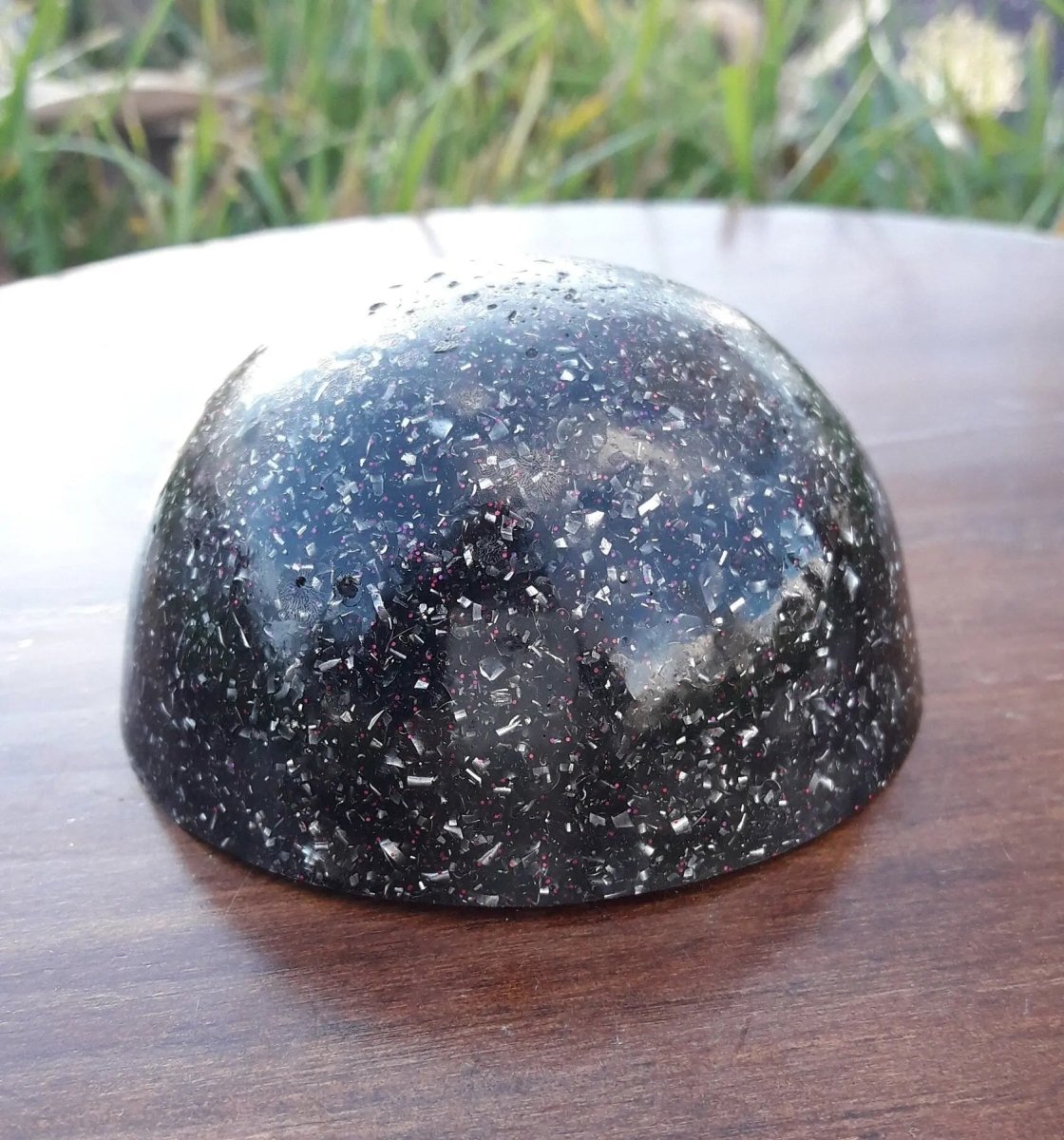 Orgonita Semiesfera con Shunguita - Mundo Orgon