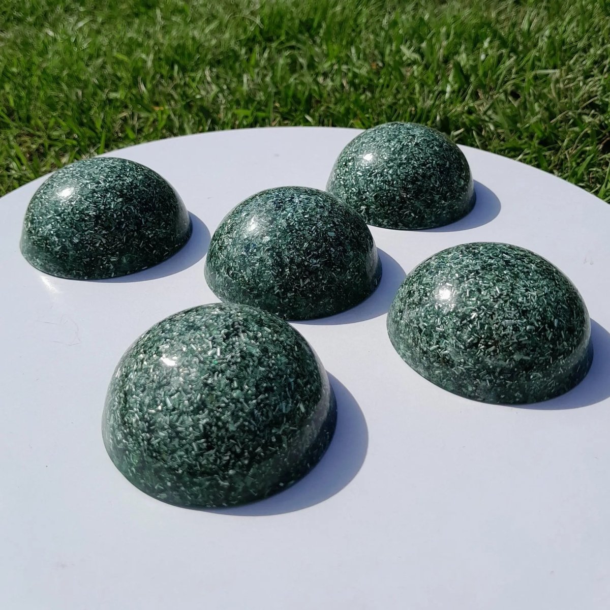 Orgonita Semiesfera Verde - Mundo Orgon