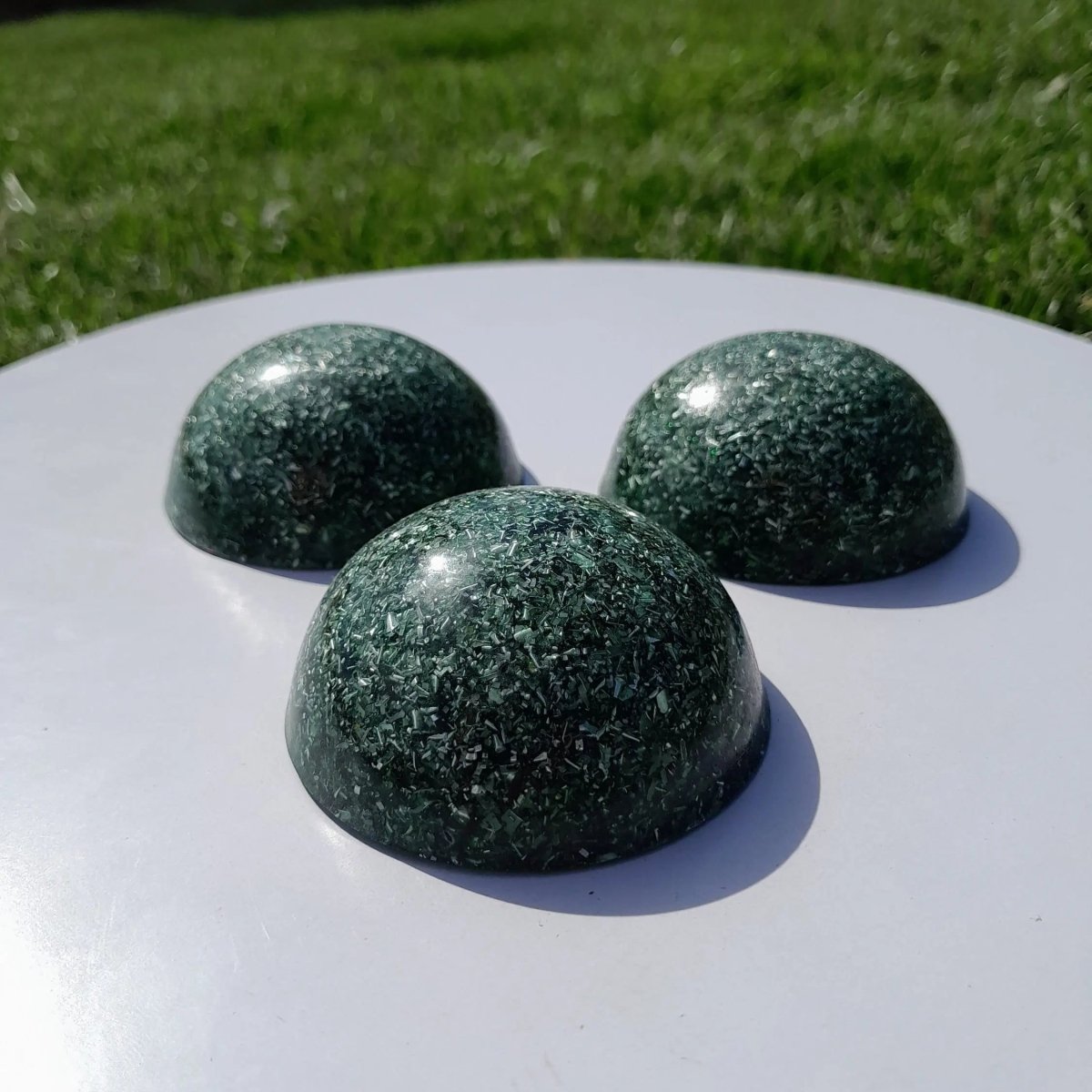 Orgonita Semiesfera Verde - Mundo Orgon