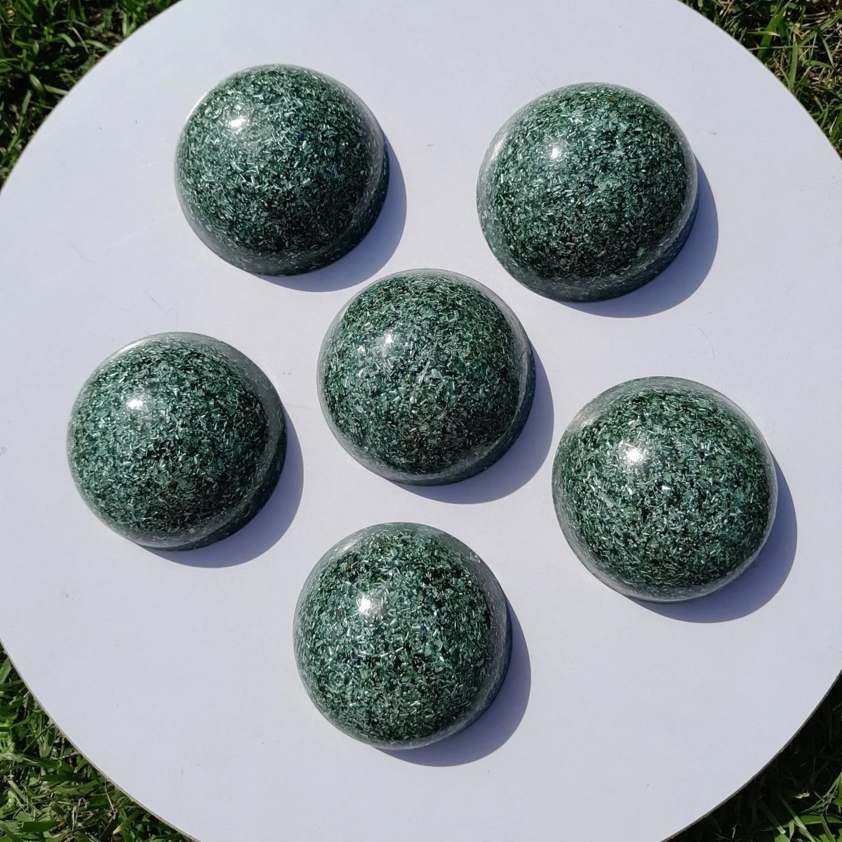 Orgonita Semiesfera Verde - Mundo Orgon