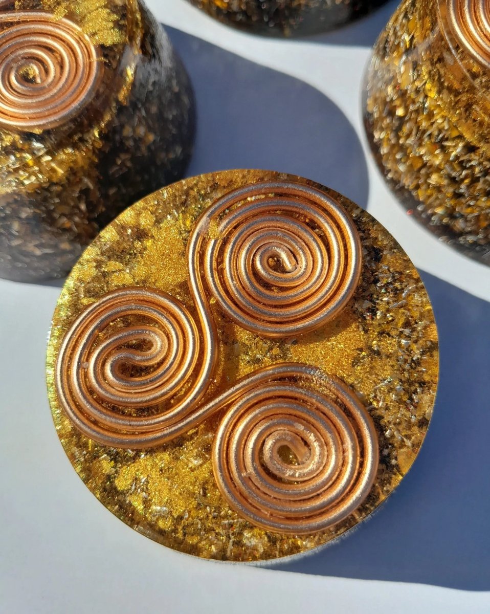 Orgonita Triskel Celta - Protección 5G - Transmutador Energía - Mundo Orgon