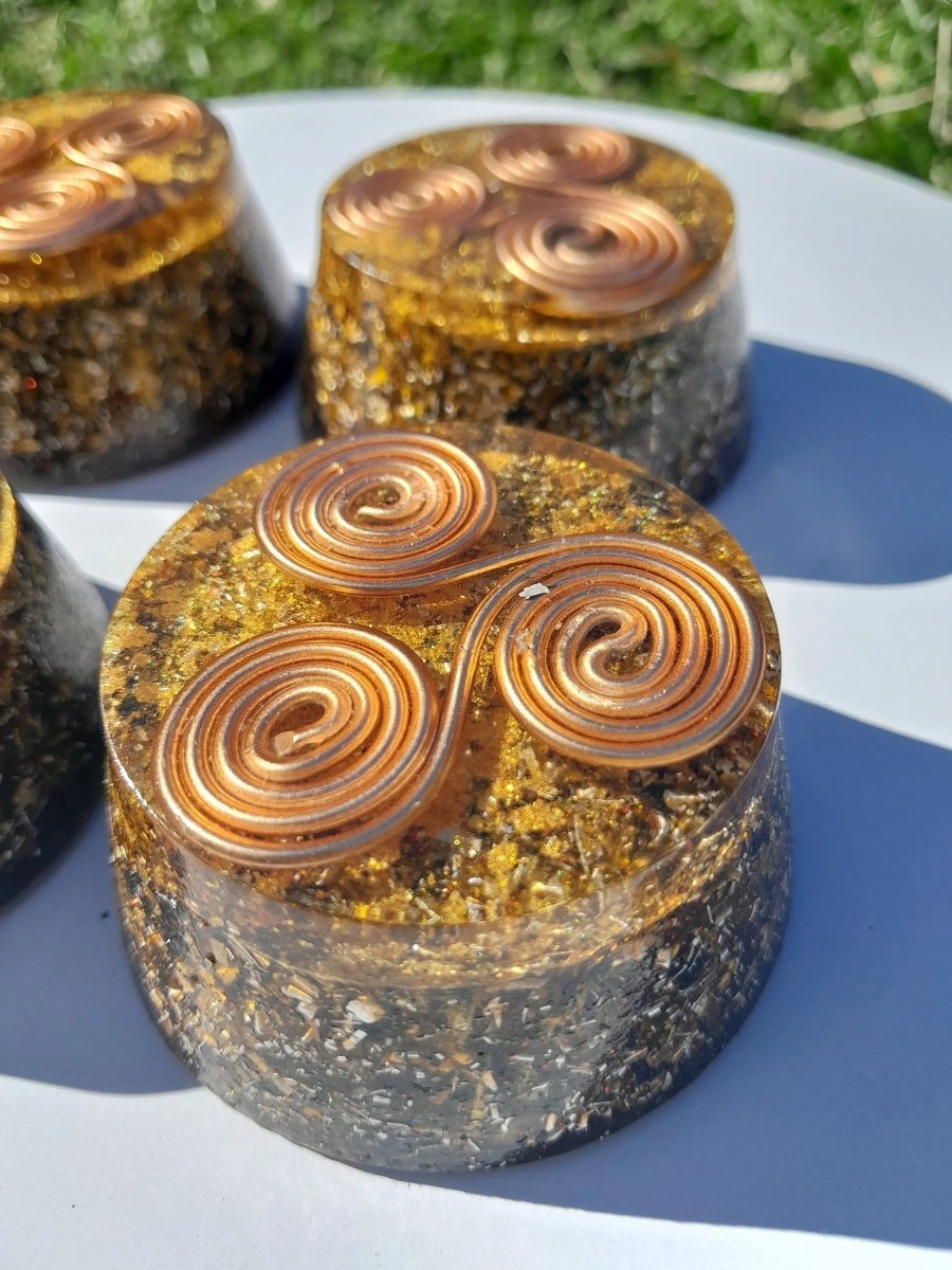 Orgonita Triskel Celta - Protección 5G - Transmutador Energía - Mundo Orgon