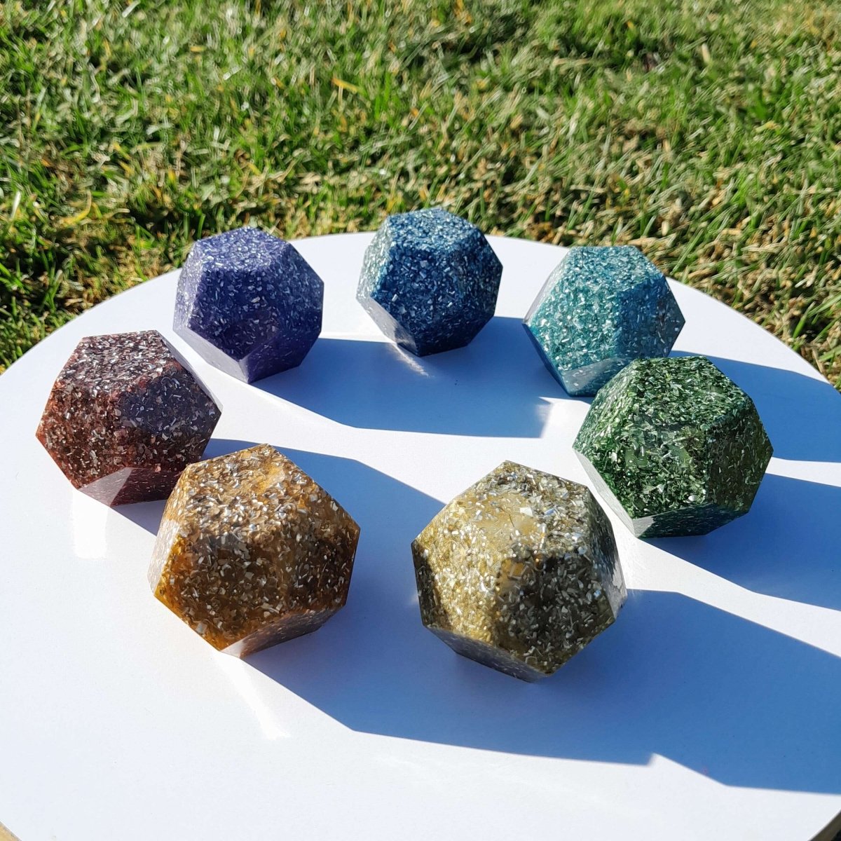 Pack 7 Chakras - 7 Mini Dodecaedros de Orgonita - Mundo Orgon