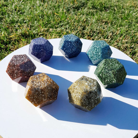 Pack 7 Chakras - 7 Mini Dodecaedros de Orgonita - Mundo Orgon