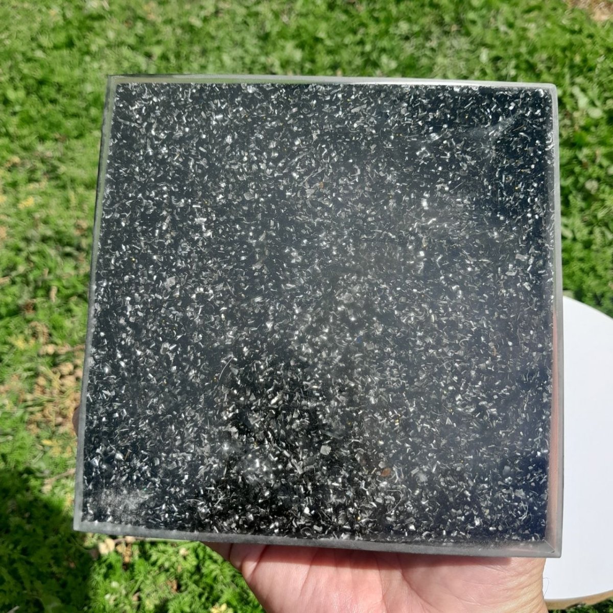 Pirámide Orgonita Flor de la Vida con Shungita - 140mm de Base - Mundo Orgon LTD