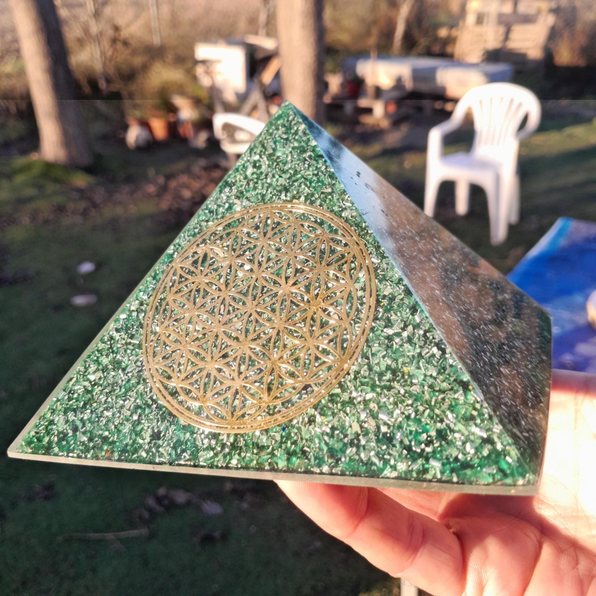 Pirámide Orgonita Flor de la Vida Verde 140 mm - Mundo Orgon