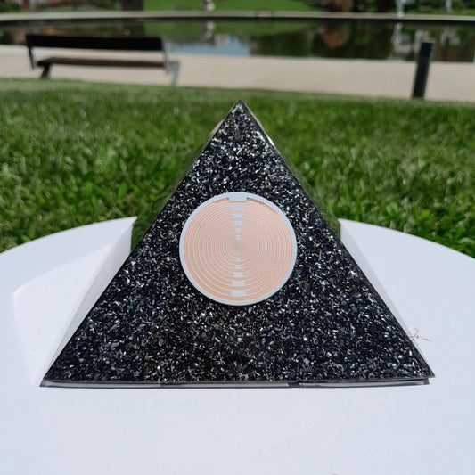 Pirámide Orgonita MWO de Lakhovsky - 140mm de Base - Mundo Orgon