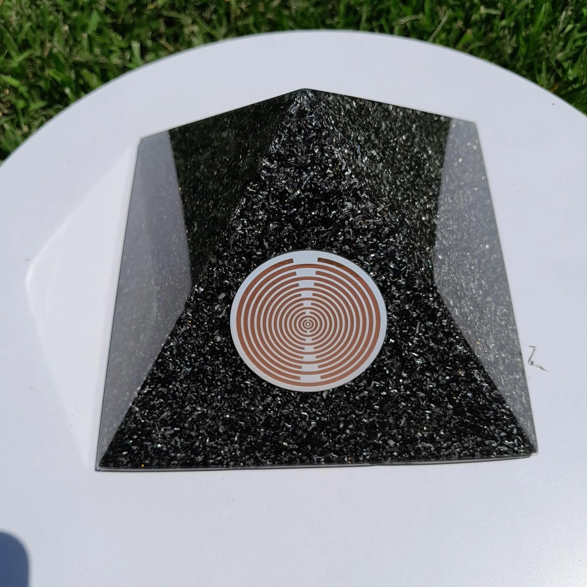 Pirámide Orgonita MWO de Lakhovsky - 140mm de Base - Mundo Orgon