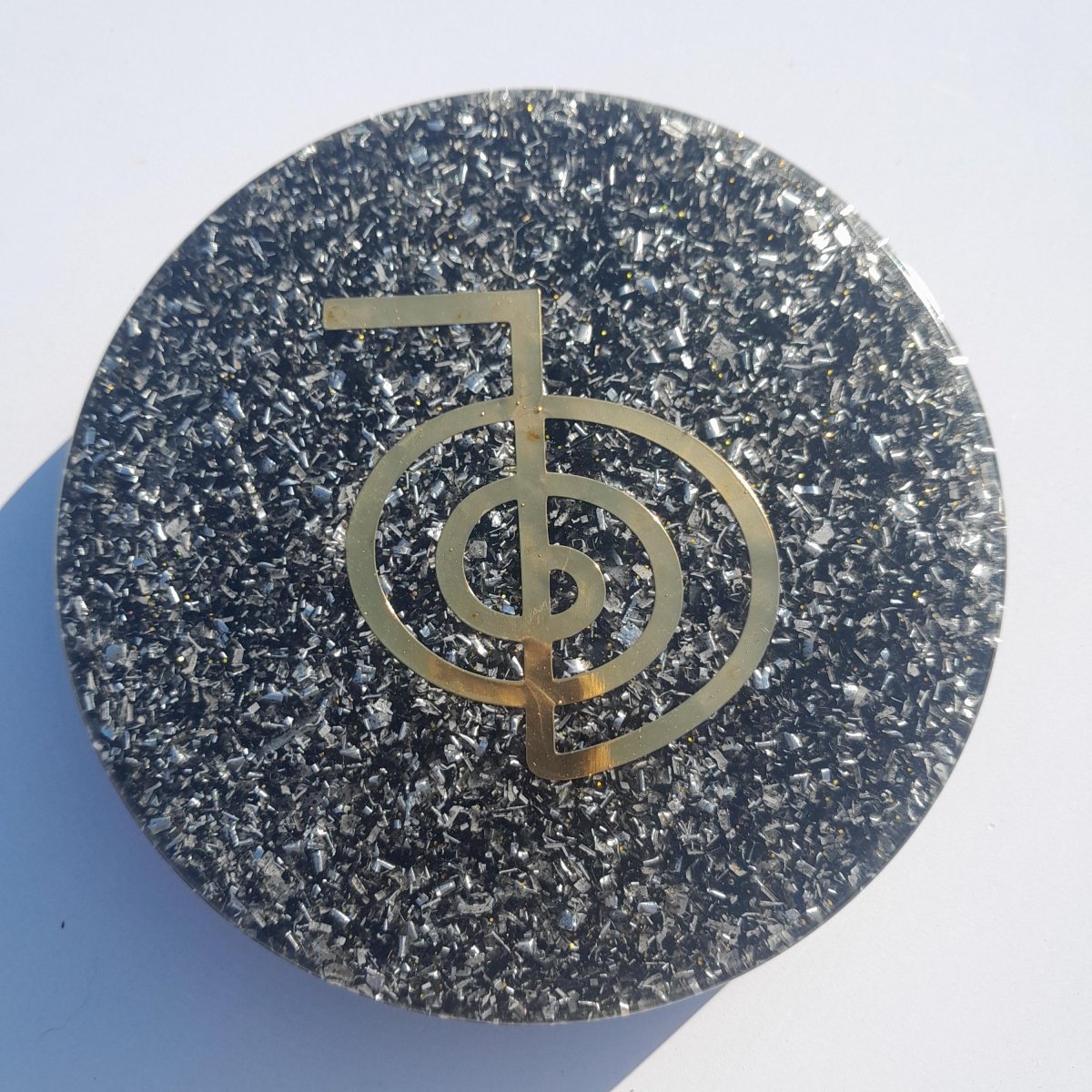 Plato de Carga de Energía Orgónica Cho Ku Rei con Shunguita - Mundo Orgon