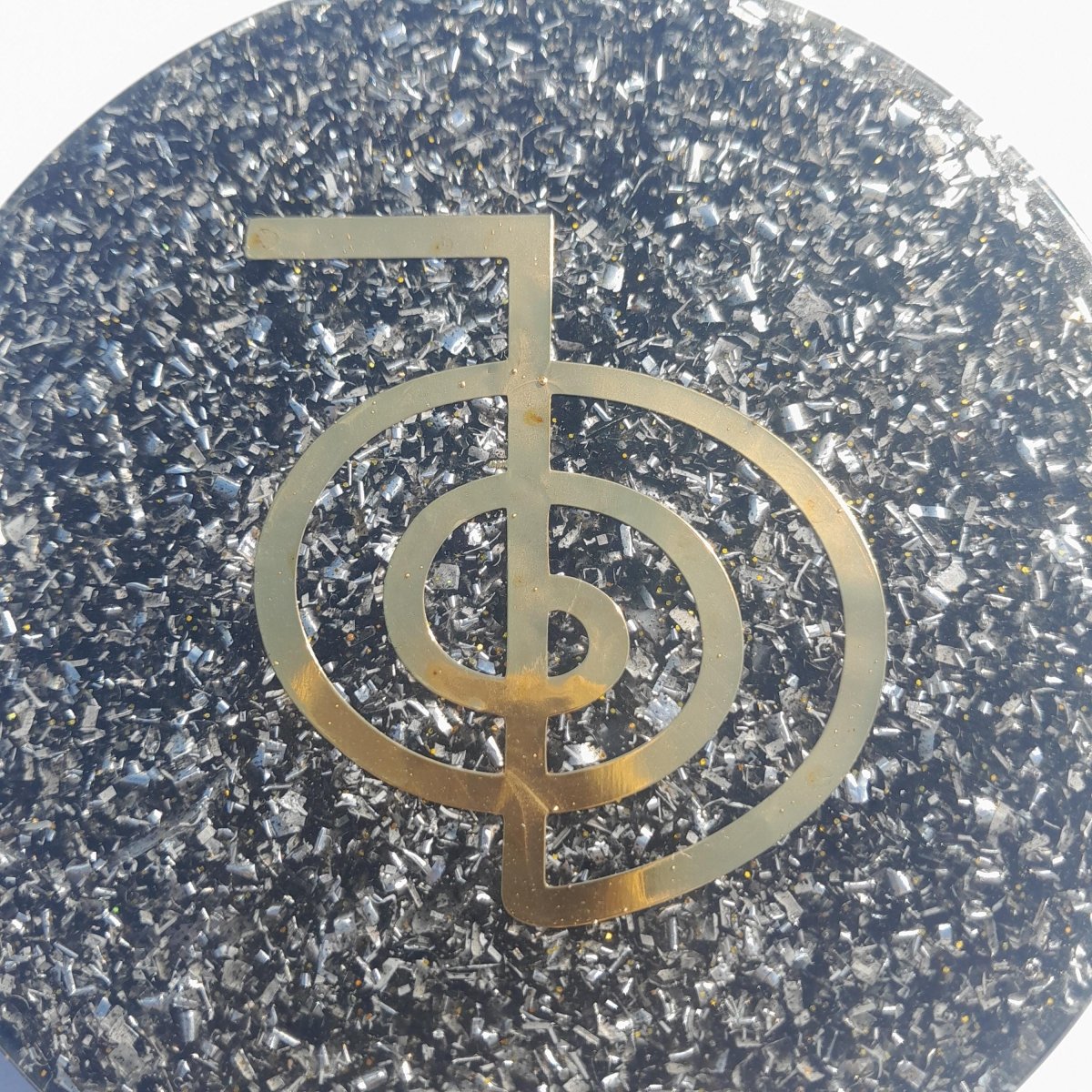 Plato de Carga de Energía Orgónica Cho Ku Rei con Shunguita - Mundo Orgon