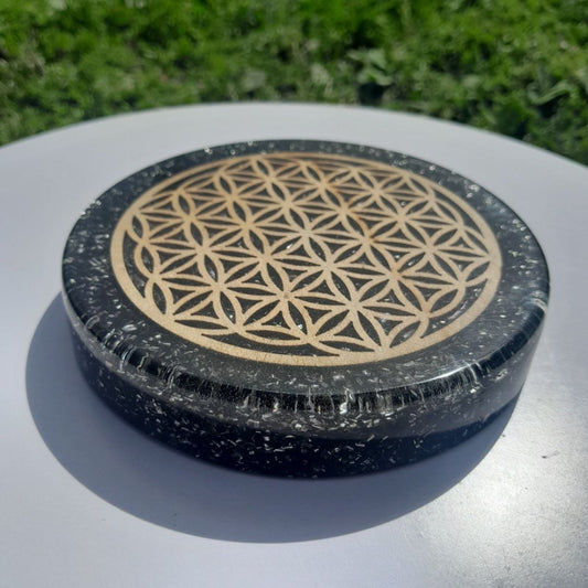 Plato de Carga de Orgón Flor de la Vida con Shungita - Mundo Orgon LTD