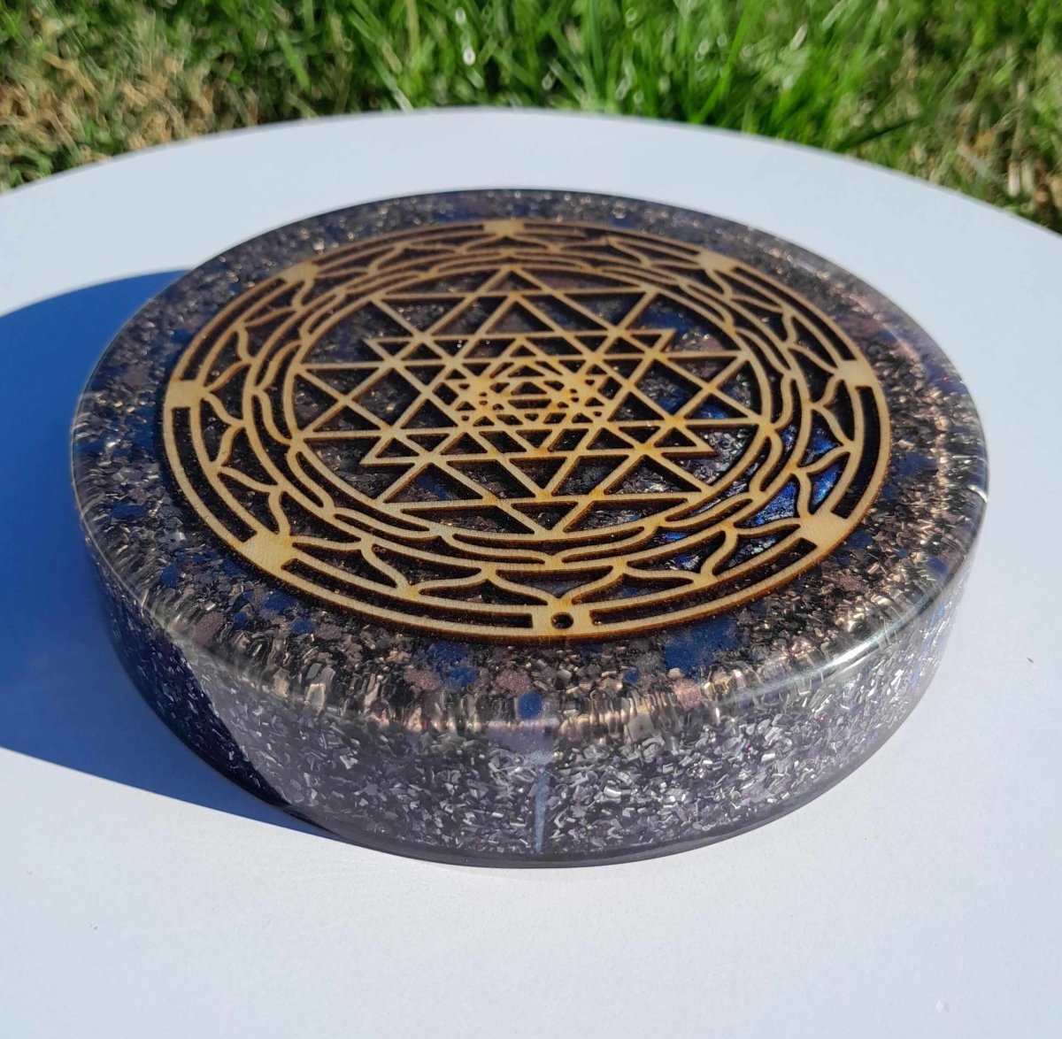 Plato Generador de Energía Símbolo Sry Yantra - Mundo Orgon