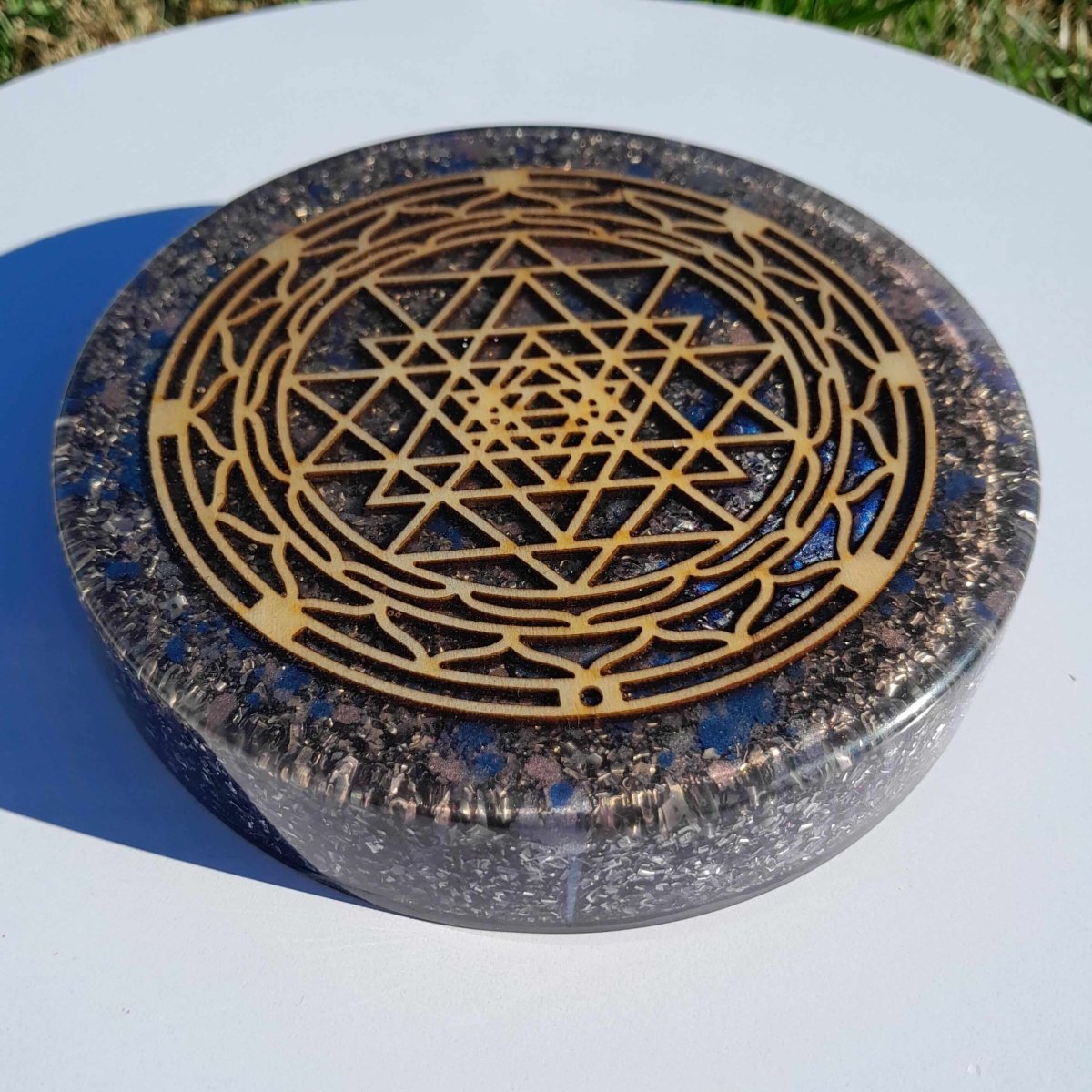 Plato Generador de Energía Símbolo Sry Yantra - Mundo Orgon
