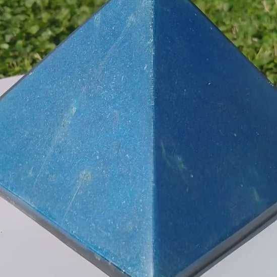 Pirámide Orgonita Aguas Azules- Excelente Protección 5G- 140mm de Base- Energy Protection
