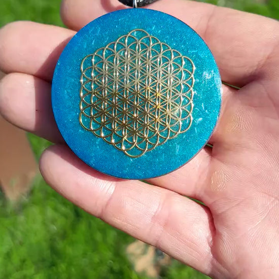 Colgante Orgonita Flor de la Vida Hexagonal Azul Cielo con Shungita- Protección 5G, EMF, Energía Orgone, Hecho a Mano
