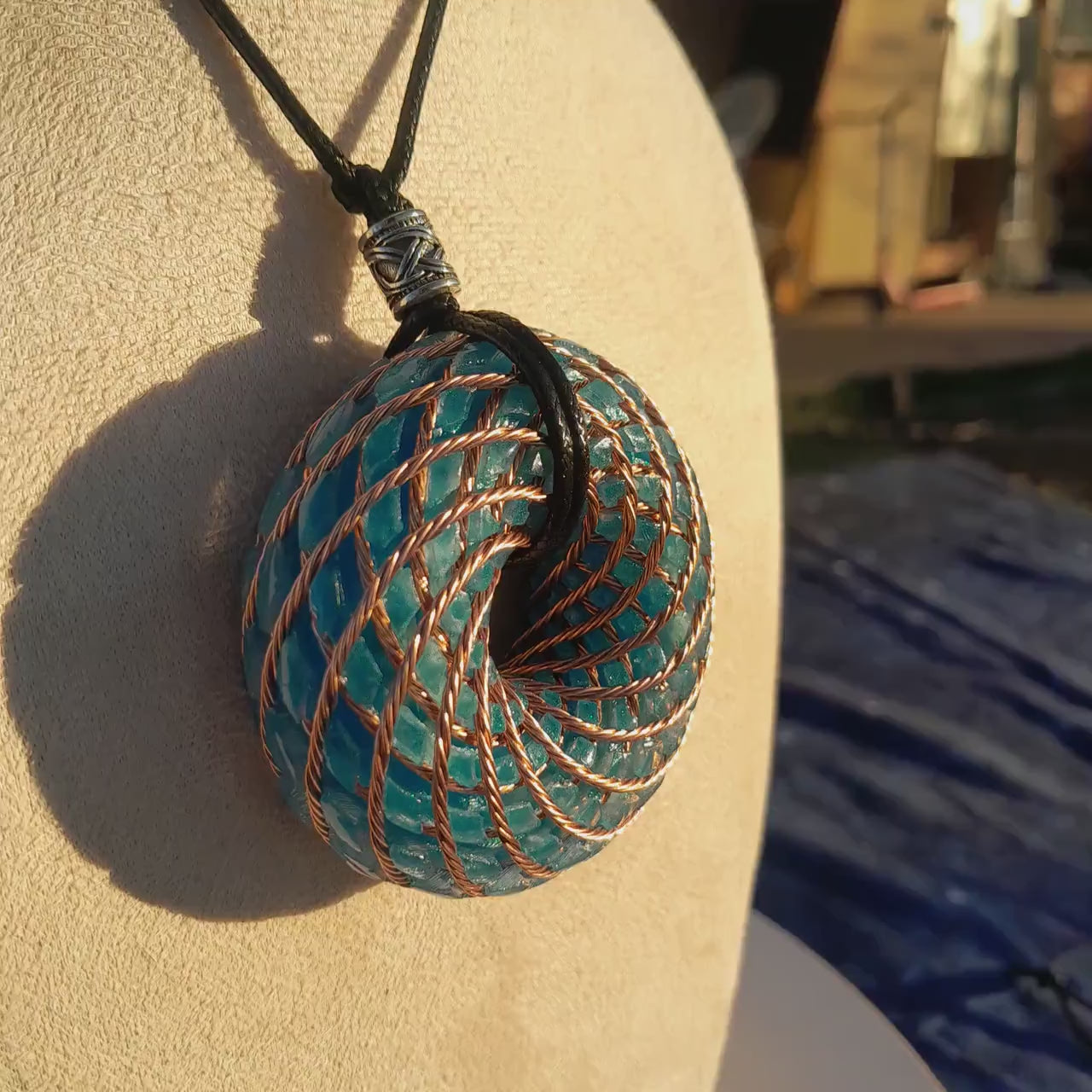 Colgante Bobina Rodin con Amazonita Azul 62 mm – Equilibrio Energético, Calma y Protección Diaria Hecho a Mano