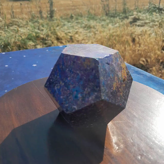 Dodecaedro de Orgonita Multicolor con Shunguita- Orgone Energy