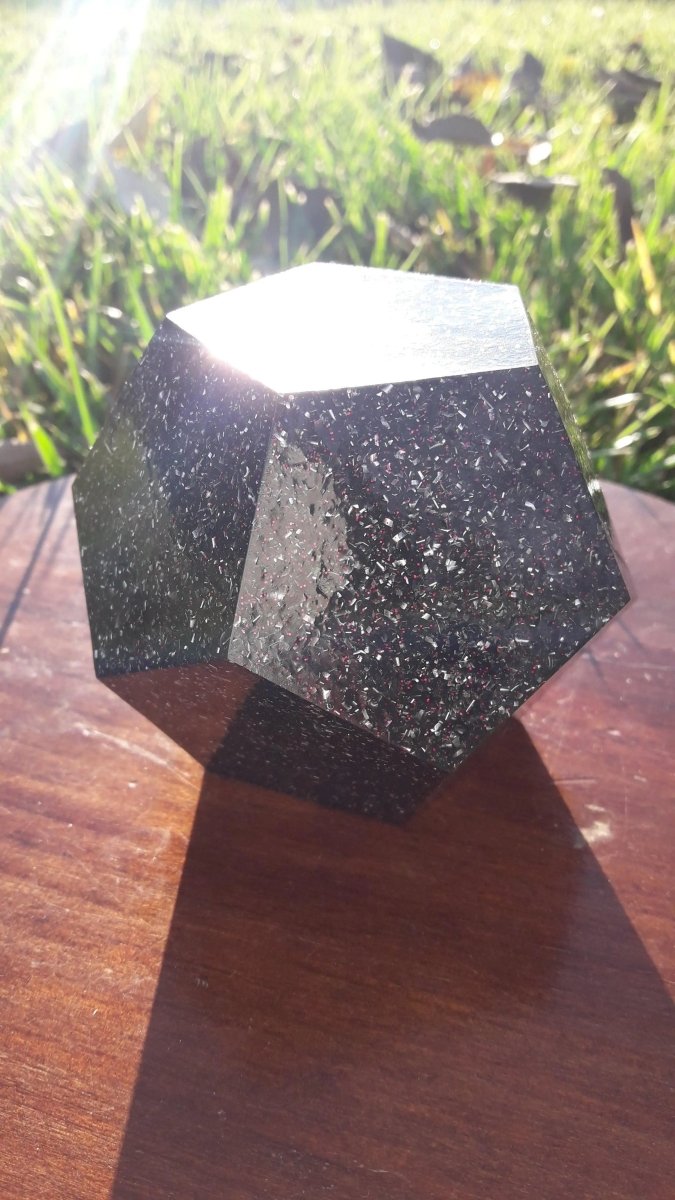 Dodecaedro Orgonita con Shunguita - Grande - Mundo Orgon